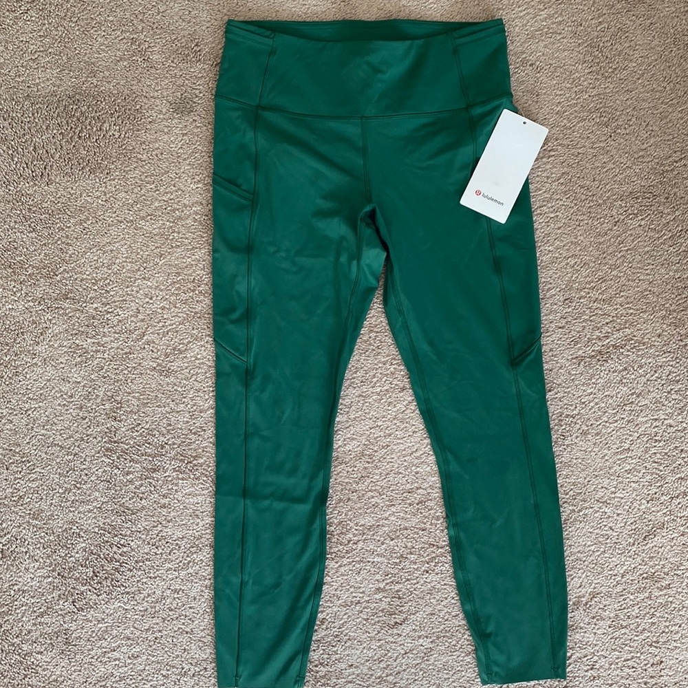 Lululemon Fast and Free High Rise tights 25” size 10 NWT